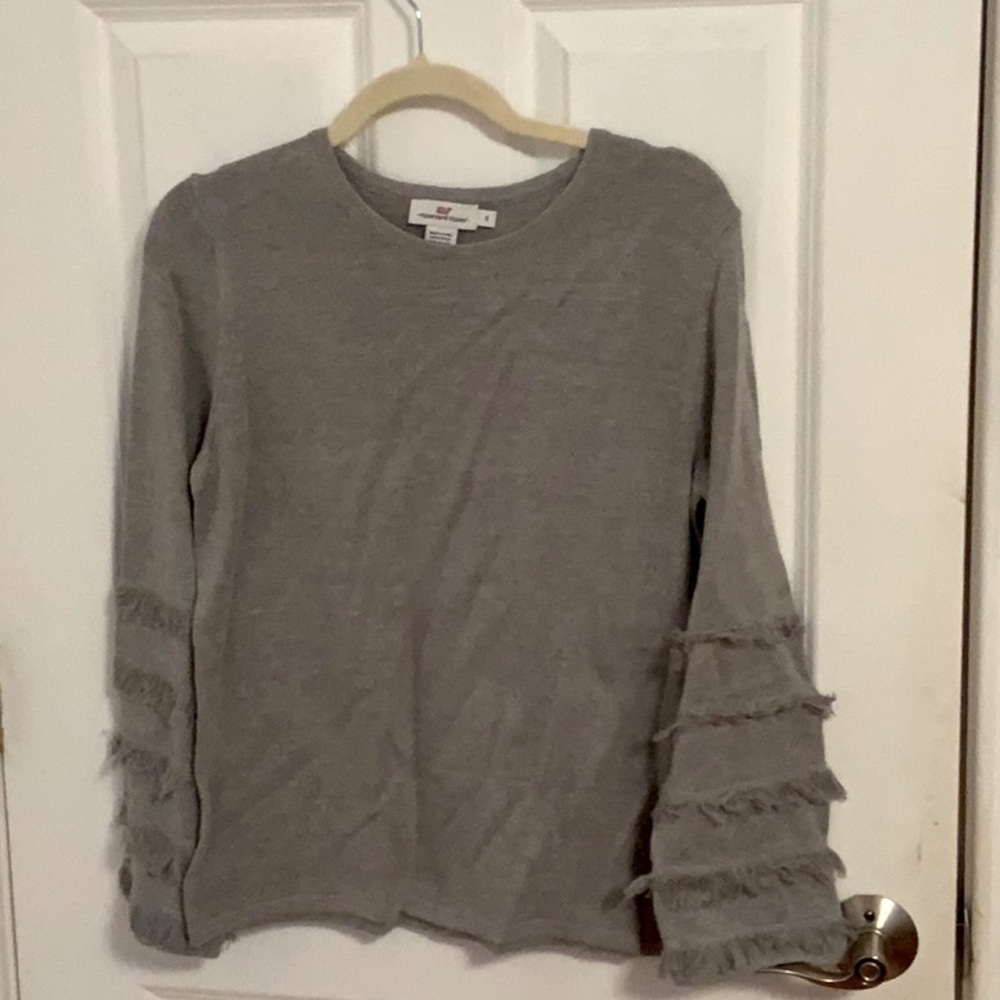 Vineyard Vines Gray Sweater w/ fringe